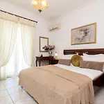 La Casa Di Nina - With Private Pool, By Zantewize