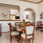 La Casa Di Nina - With Private Pool, By Zantewize بيت للعطل *