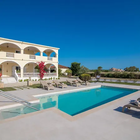 Σπίτι διακοπών La Casa Di Nina - With Private Pool, By Zantewize Λαγανάς