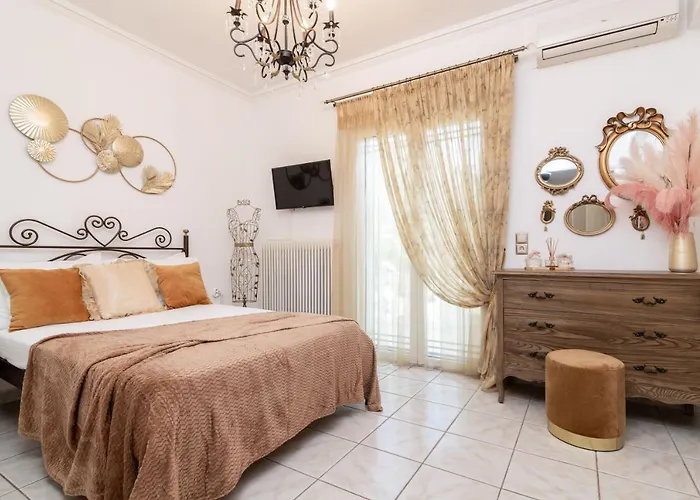 Дом отдыха La Casa Di Nina - With Private Pool, By Zantewize *