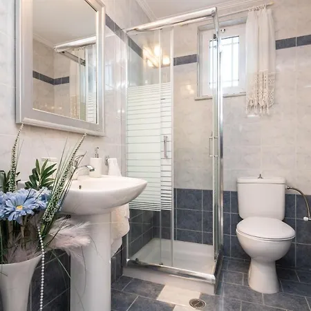 Case de vacanță La Casa Di Nina - With Private Pool, By Zantewize *