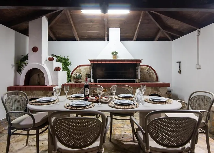 La Casa Di Nina - With Private Pool, By Zantewize 拉加纳斯